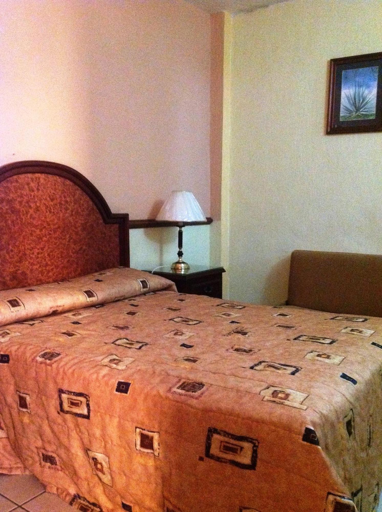 Plaza Jardin Hotel Tequila Exterior foto