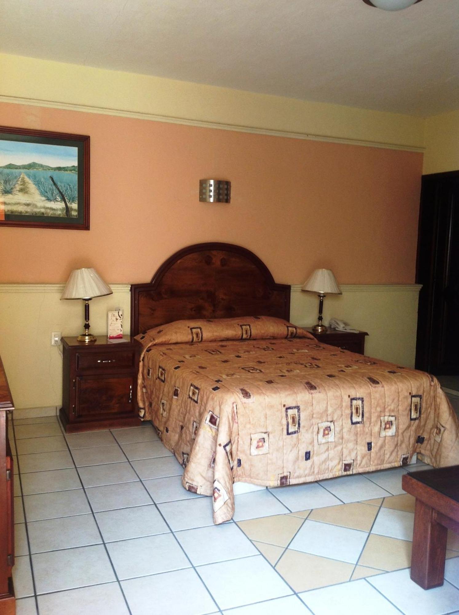 Plaza Jardin Hotel Tequila Exterior foto