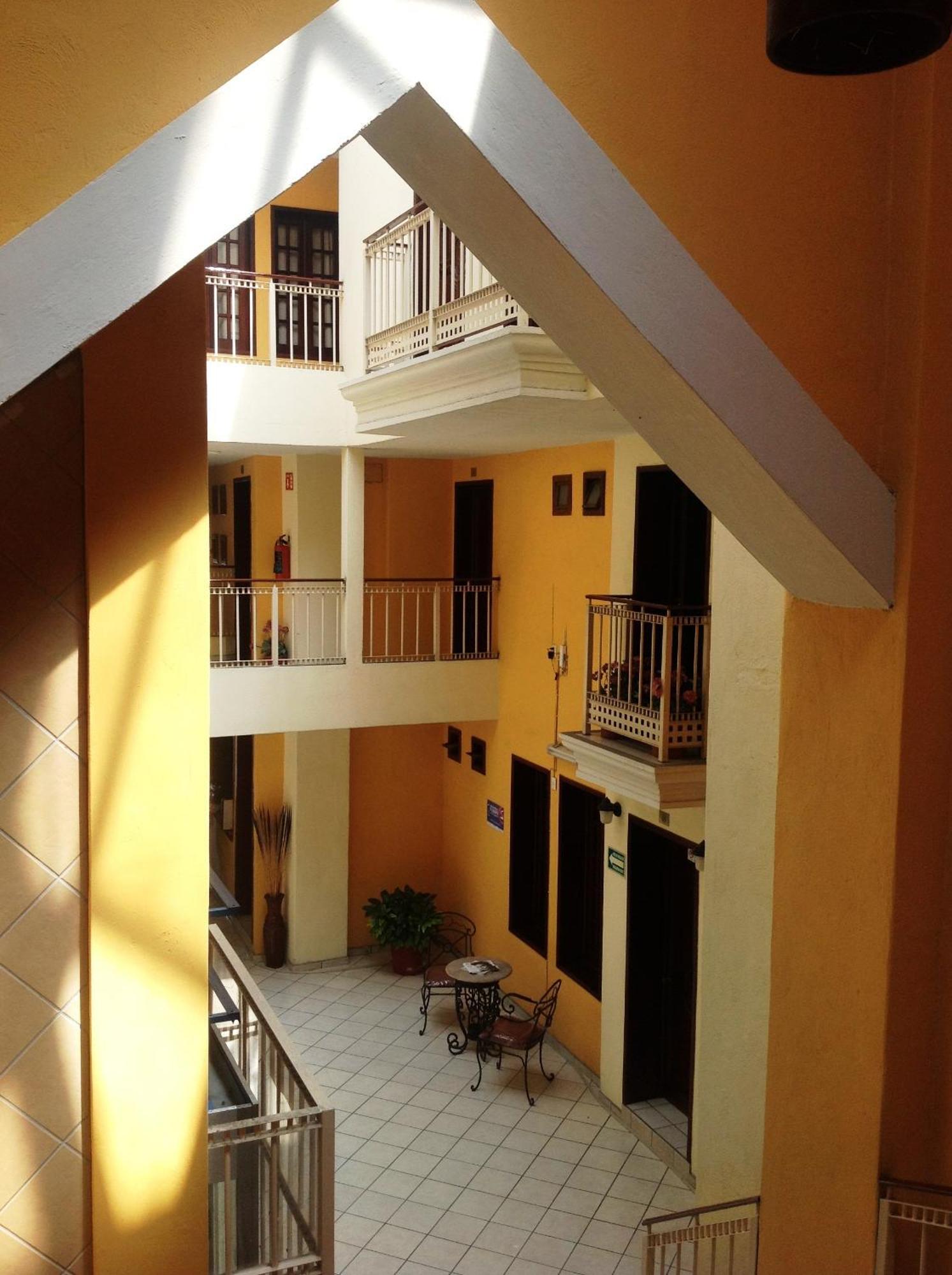 Plaza Jardin Hotel Tequila Exterior foto